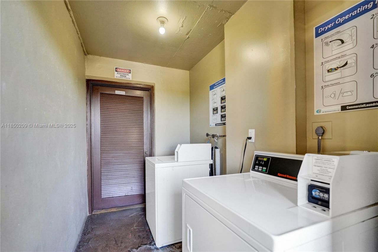 1811 Jefferson St, Unit 606, Hollywood, FL 33020 Photo