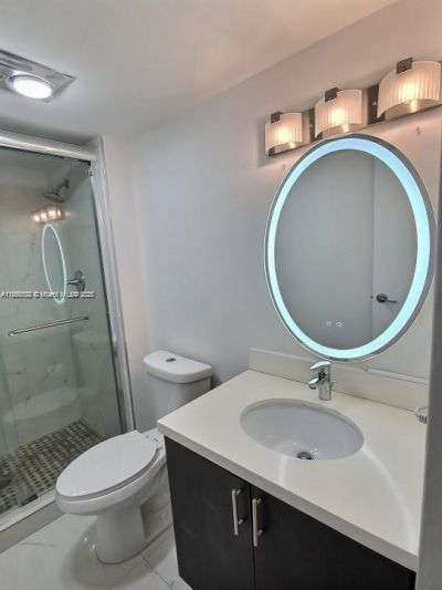 100 Bayview Dr, Unit 224, Sunny Isles Beach, FL 33160 Photo