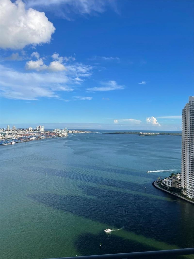 325 S Biscayne Blvd, Unit 3526, Miami, FL 33131 Photo