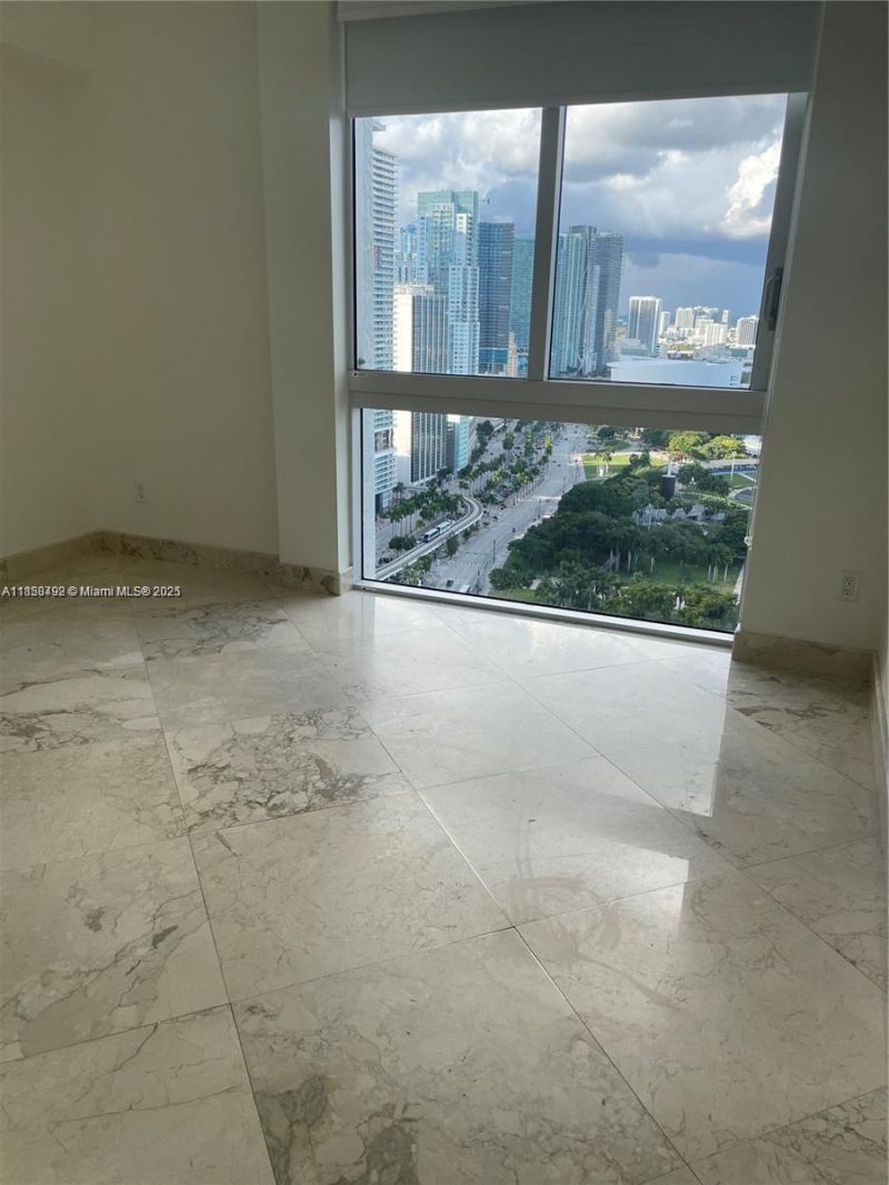 325 S Biscayne Blvd, Unit 3526, Miami, FL 33131 Photo