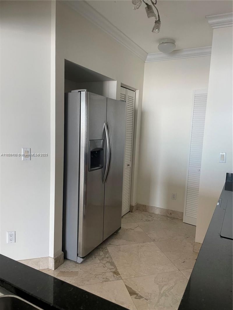 325 S Biscayne Blvd, Unit 3526, Miami, FL 33131 Photo