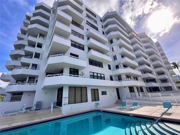 6830 Indian Creek Dr, Unit 6D, Miami Beach, FL 33141