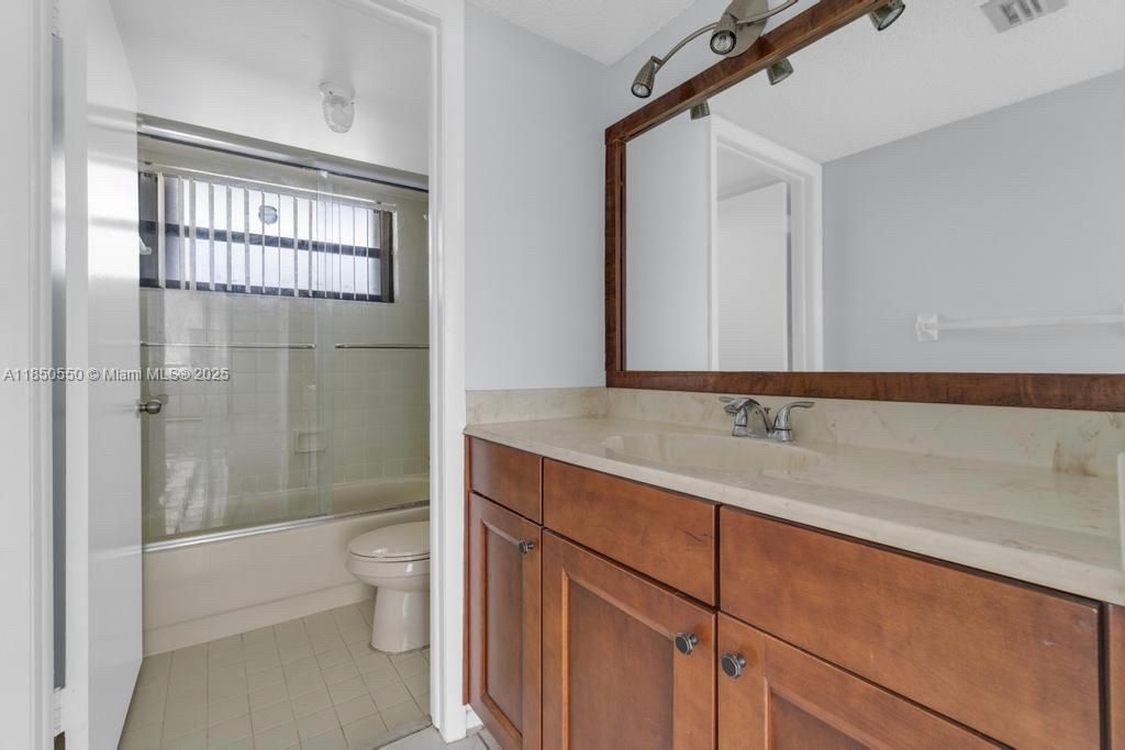 6830 Indian Creek Dr, Unit 6D, Miami Beach, FL 33141 Photo