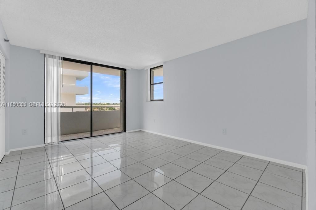 6830 Indian Creek Dr, Unit 6D, Miami Beach, FL 33141 Photo