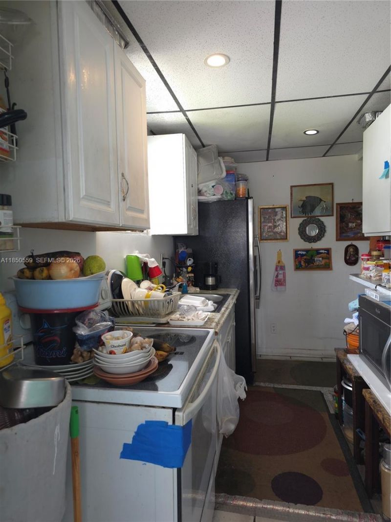 163 NW 18th Ct, Miami, FL 33125 Photo