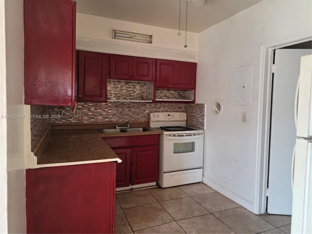 163 NW 18th Ct, Miami, FL 33125 Photo