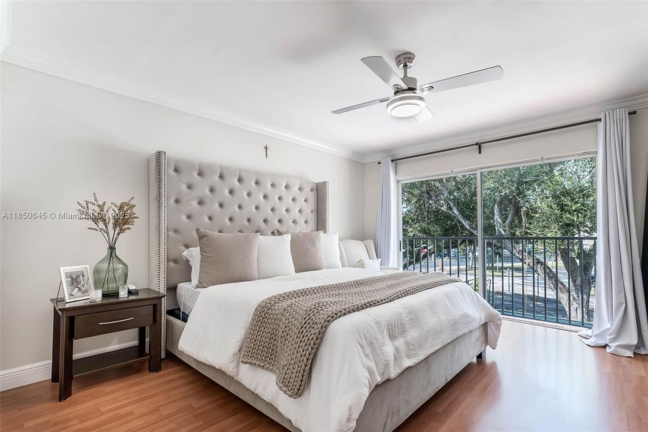 5224 NW 103rd Ave, Doral, FL 33178 Photo