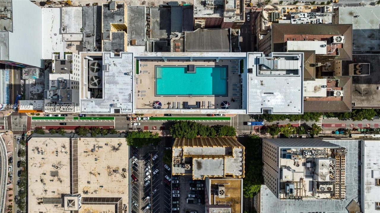 151 SE 1st St, Unit 401, Miami, FL 33131 Photo