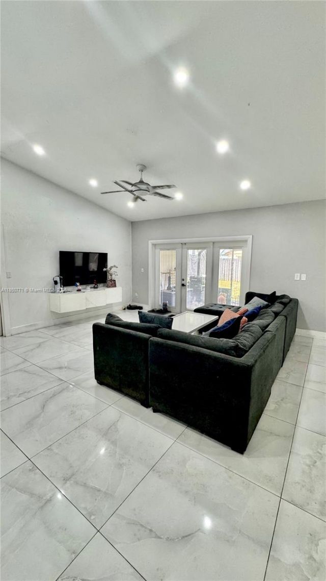 15009 SW 13th Pl, Sunrise, FL 33326 Photo