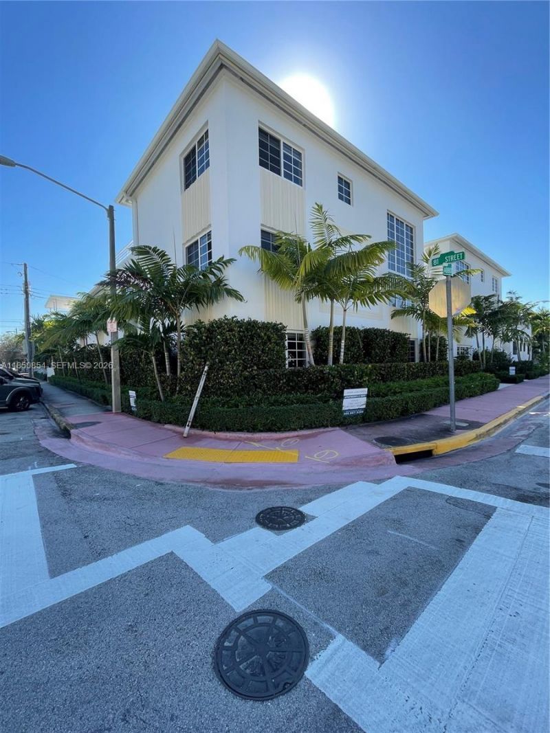 8035 Abbott Av, Miami Beach, FL 33141 Photo