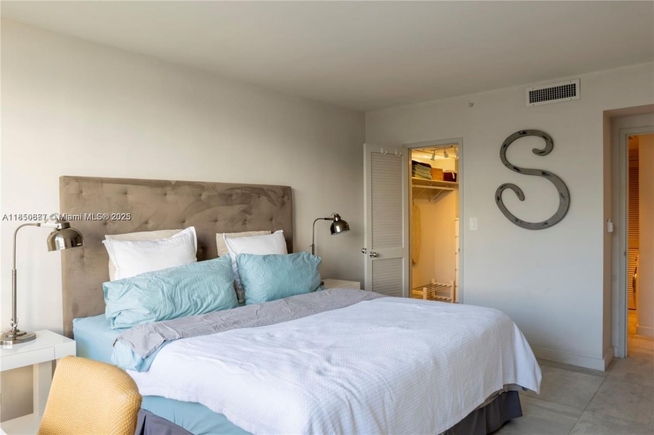 1500 Bay Rd, Unit 1464S, Miami Beach, FL 33139 Photo