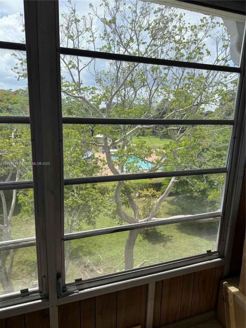 3001 NW 48th Ave, Unit 444, Lauderdale Lakes, FL 33313 Photo