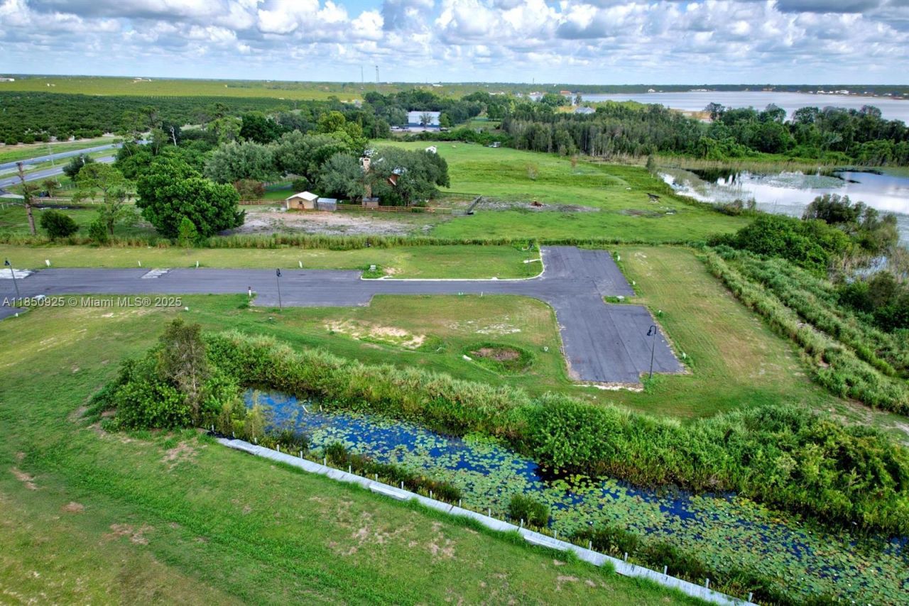 2105 S Us 27 Highway S, Lake Placid, FL 33852 Photo