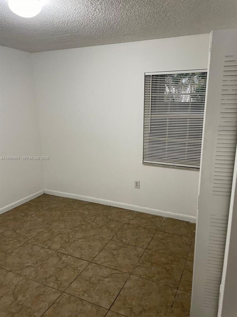 478 NE 210th Cir Ter, Unit 103-12, Miami, FL 33179 Photo