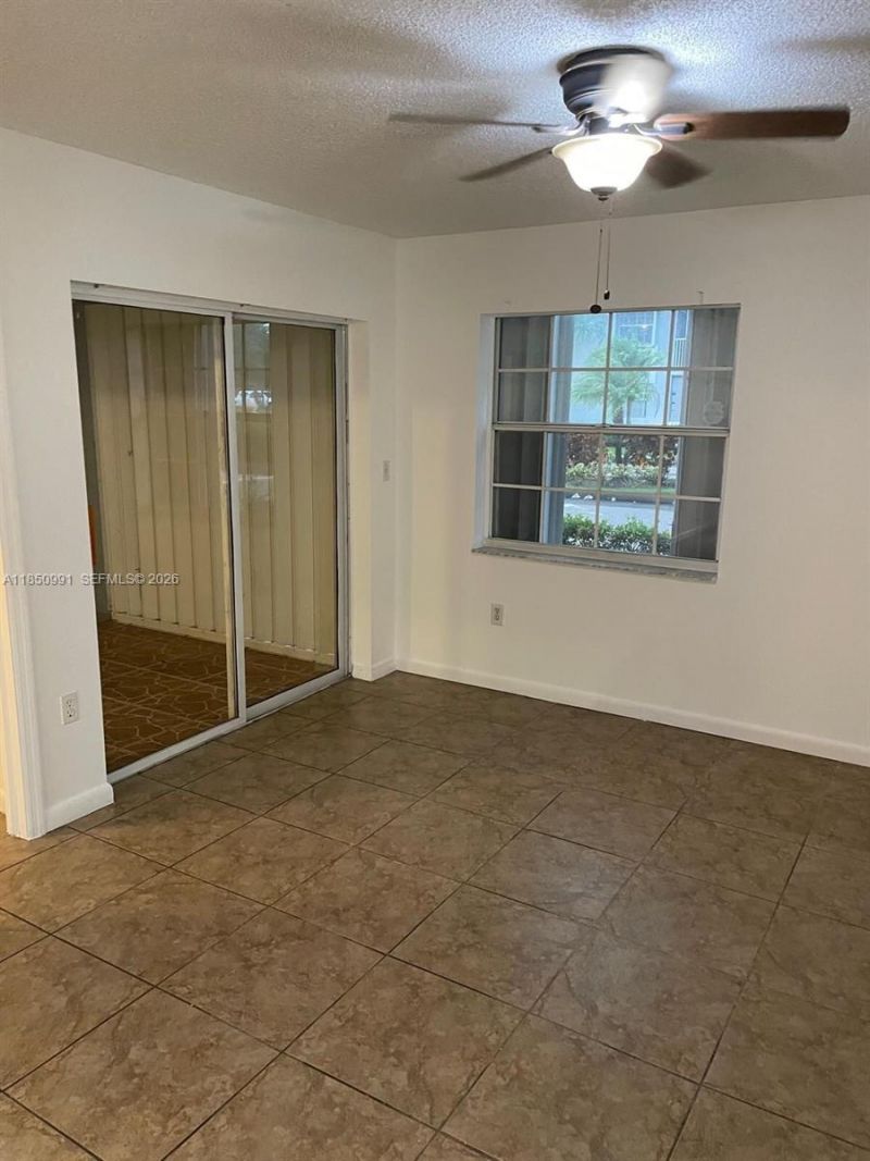 478 NE 210th Cir Ter, Unit 103-12, Miami, FL 33179 Photo