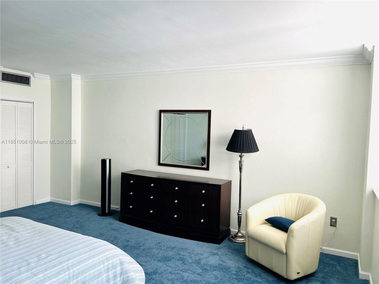 5825 Collins Ave, Unit 10H, Miami Beach, FL 33140 Photo