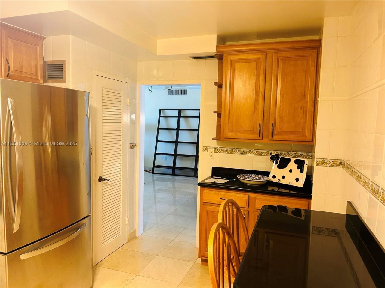 5825 Collins Ave, Unit 10H, Miami Beach, FL 33140 Photo