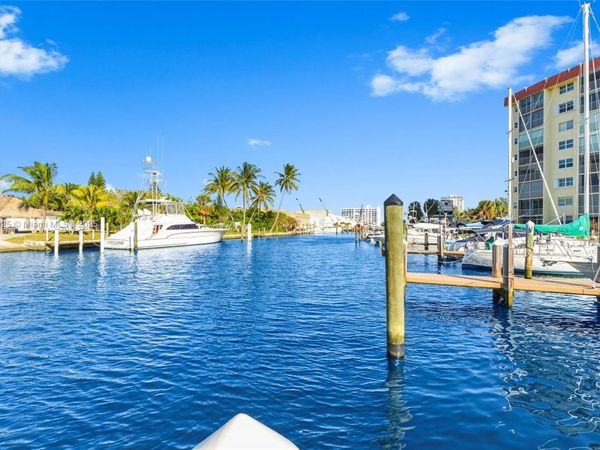 2731 NE 14th St Cswy, Unit 502, Pompano Beach, FL 33062