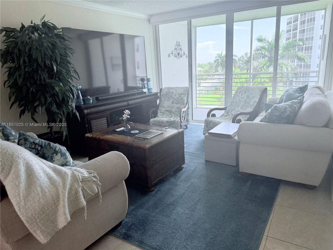 2731 NE 14th St Cswy, Unit 502, Pompano Beach, FL 33062 Photo