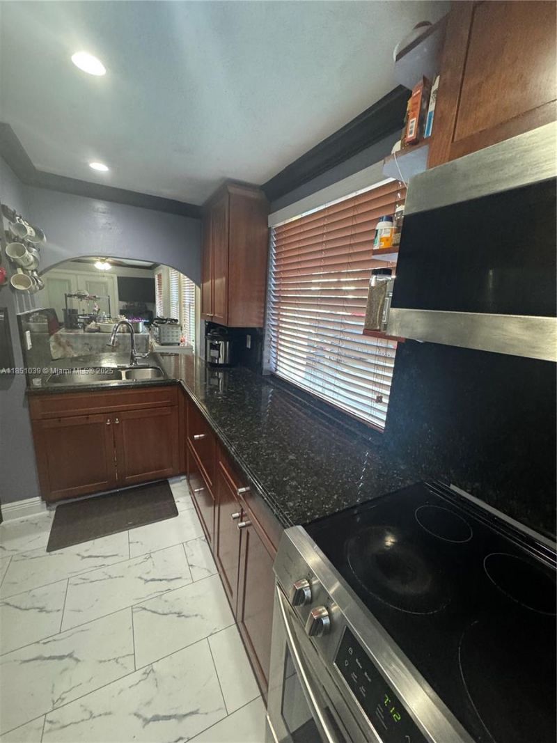 19550 SW 103rd Ct, Unit 5, Cutler Bay, FL 33157 Photo