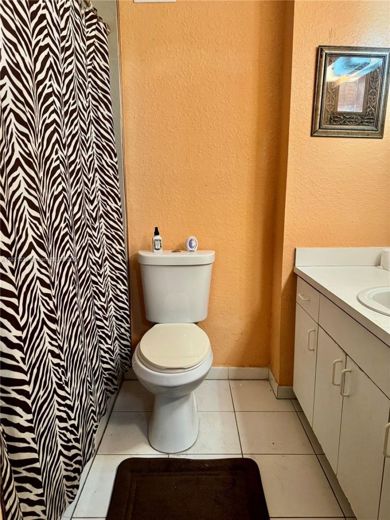 19550 SW 103rd Ct, Unit 5, Cutler Bay, FL 33157 Photo