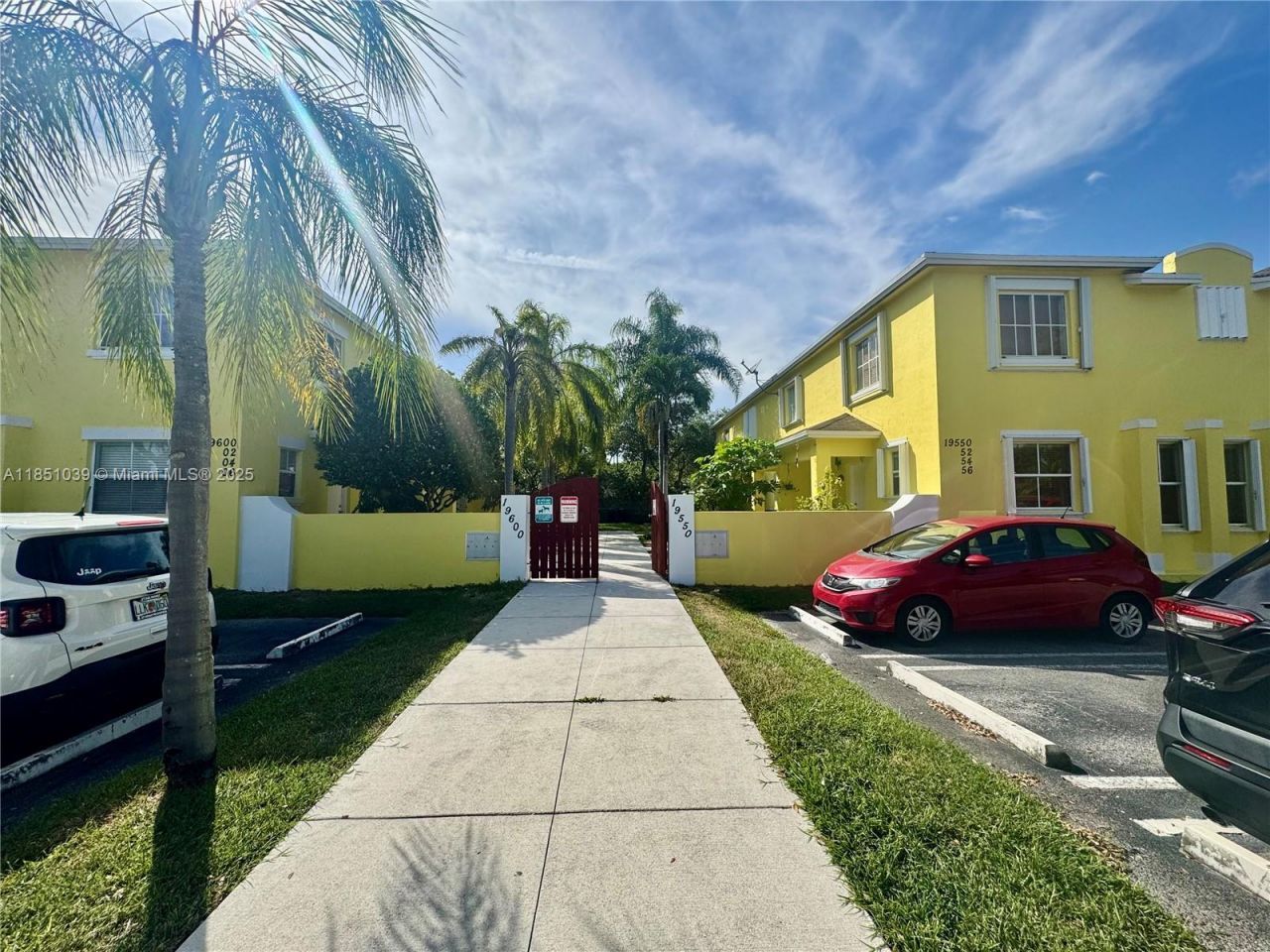 19550 SW 103rd Ct, Unit 5, Cutler Bay, FL 33157 Photo