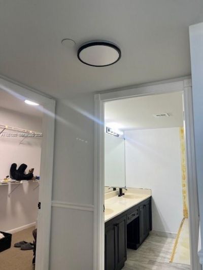 2000 Towerside Ter, Unit 1203, Miami, FL 33138 Photo