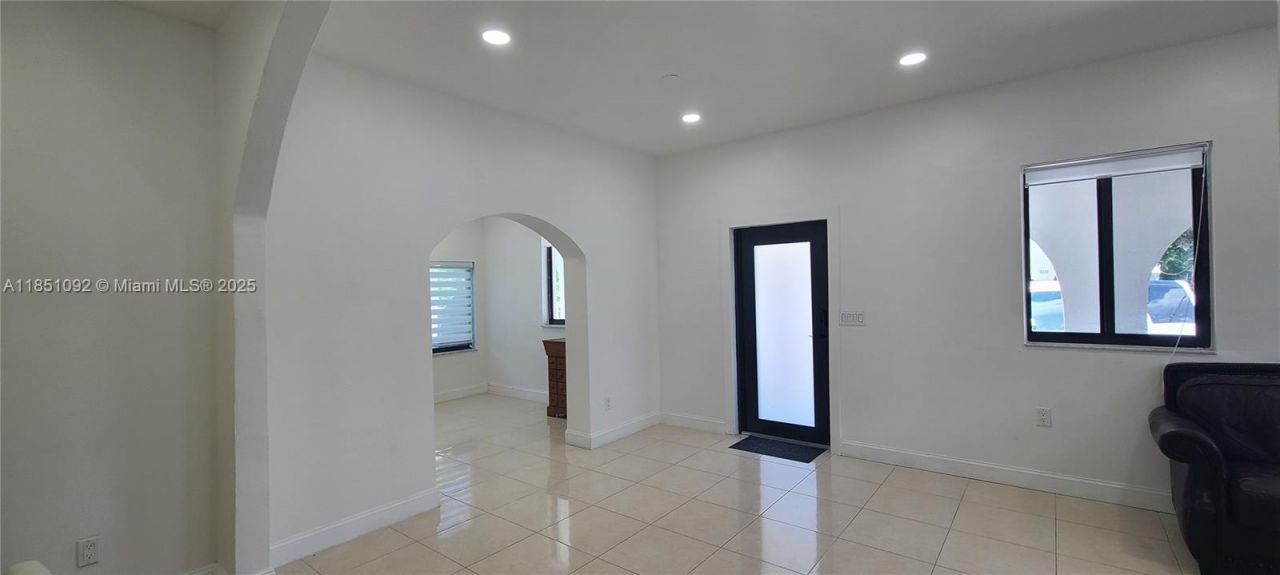 1721 SW 24th Ter, Miami, FL 33145 Photo