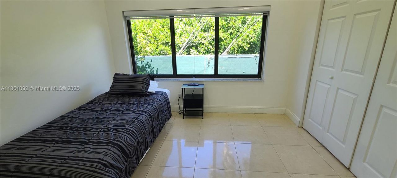 1721 SW 24th Ter, Miami, FL 33145 Photo