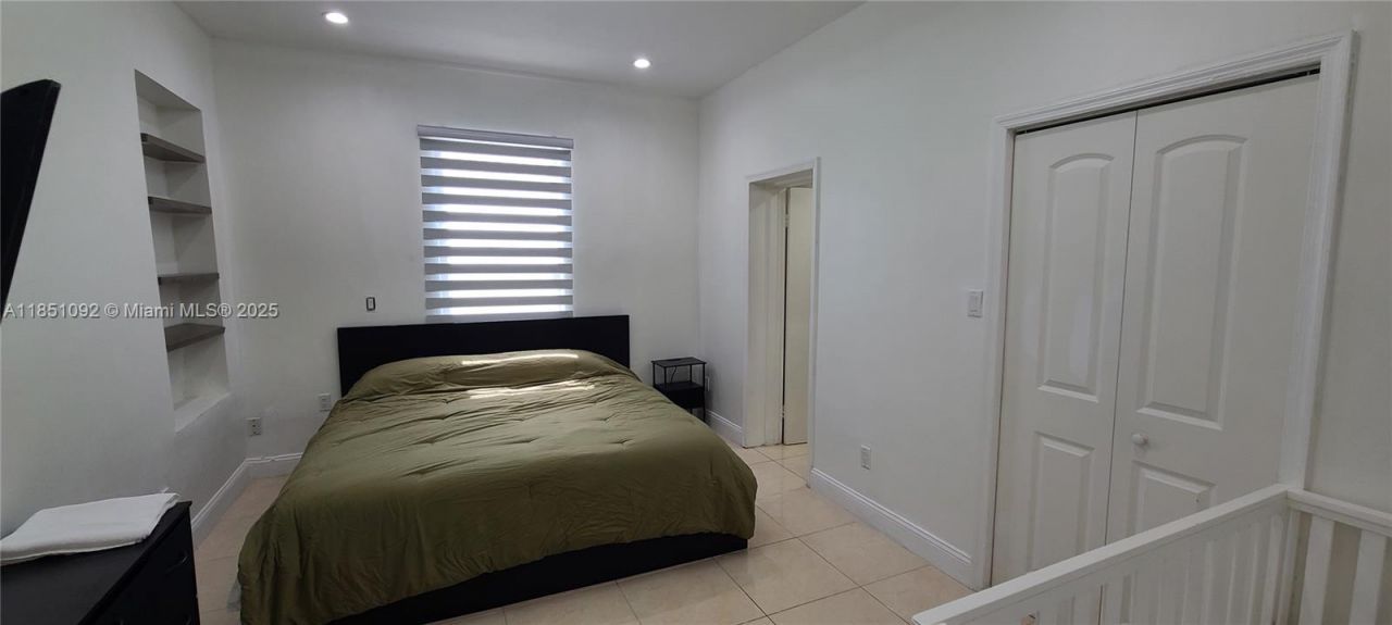 1721 SW 24th Ter, Miami, FL 33145 Photo