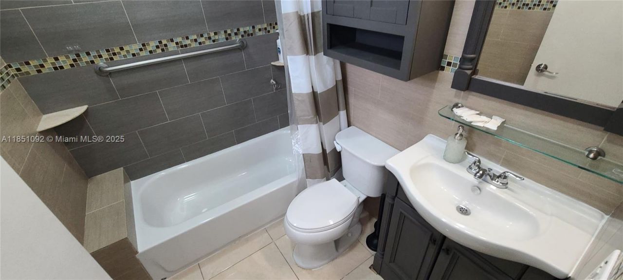 1721 SW 24th Ter, Miami, FL 33145 Photo