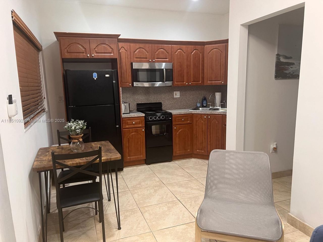 1721 SW 24th Ter, Miami, FL 33145 Photo