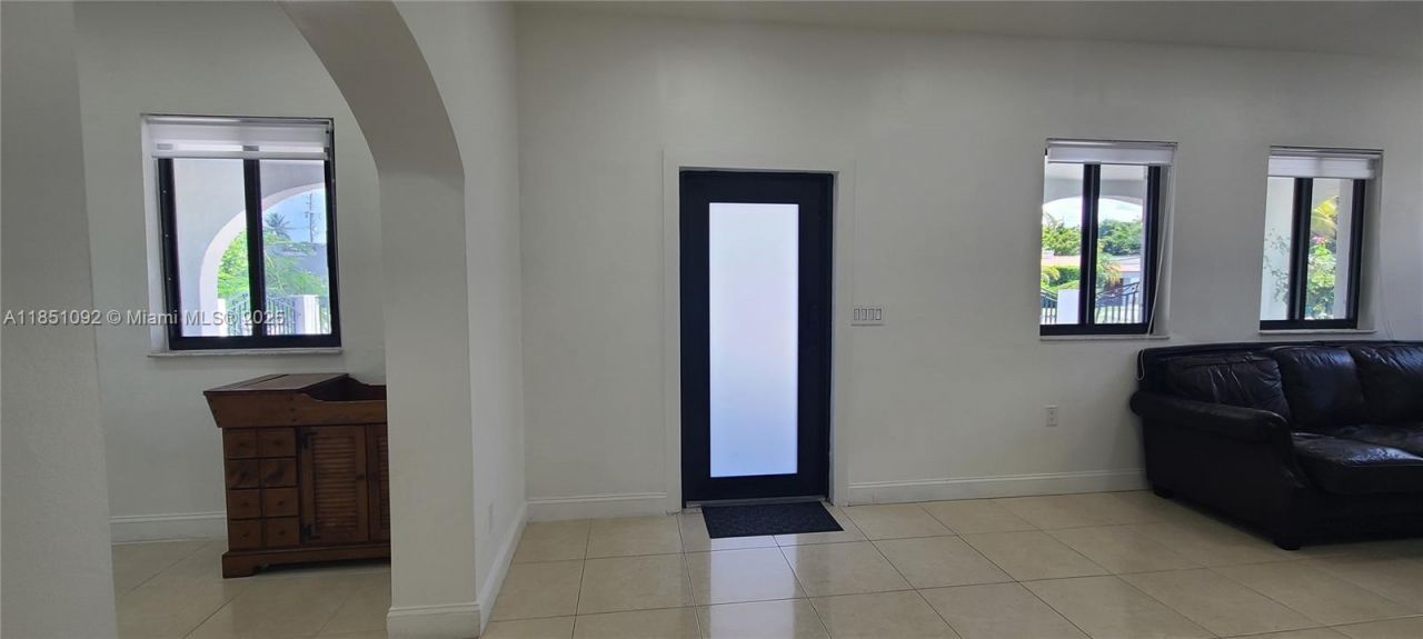 1721 SW 24th Ter, Miami, FL 33145 Photo