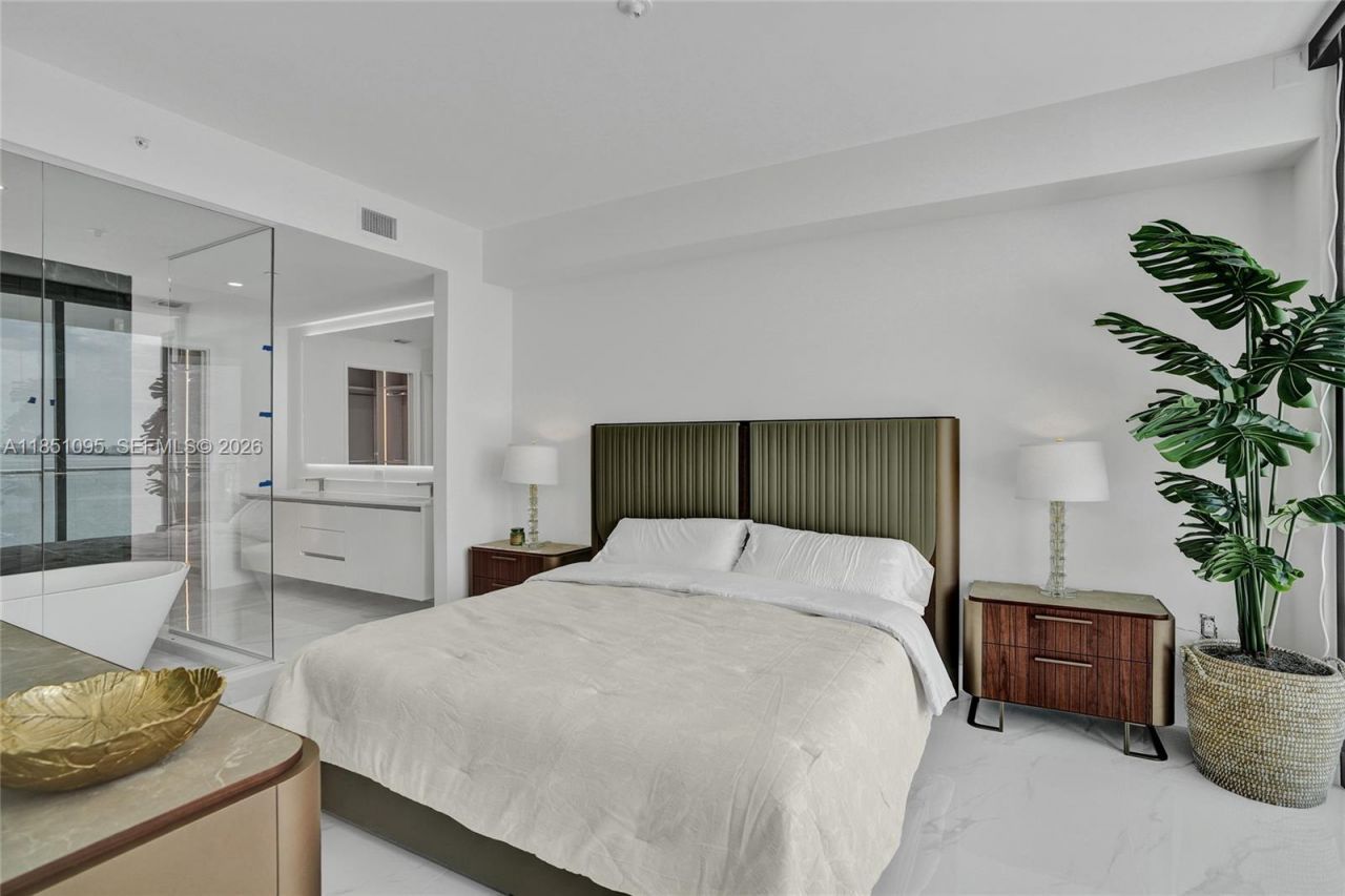 700 NE 24th St, Unit 806, Miami, FL 33137 Photo