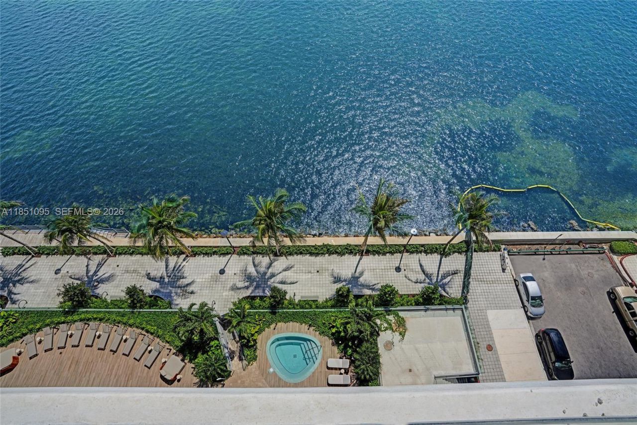 700 NE 24th St, Unit 806, Miami, FL 33137 Photo