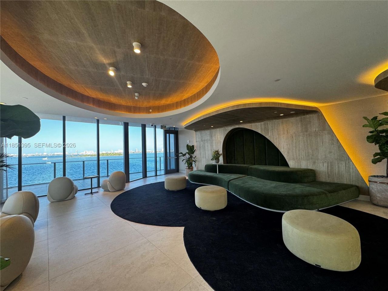 700 NE 24th St, Unit 806, Miami, FL 33137 Photo