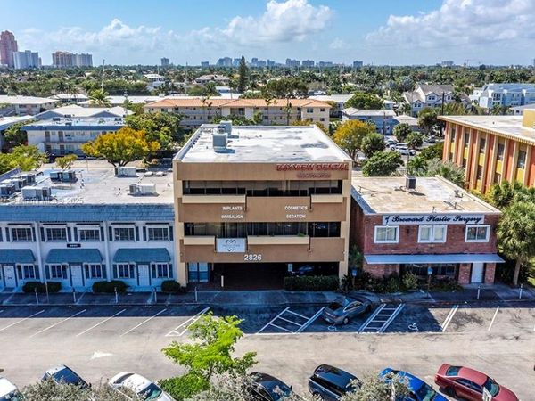2826 E Oakland Park Blvd, Fort Lauderdale, FL 33306