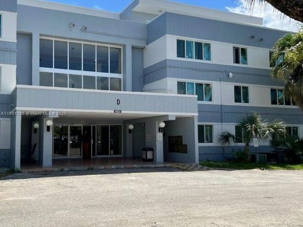 14820 Naranja Lakes Blvd, Unit D2N, Homestead, FL 33032