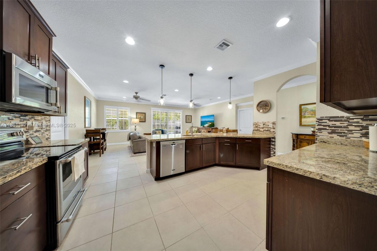 12801 SW 223rd St, Miami, FL 33170 Photo