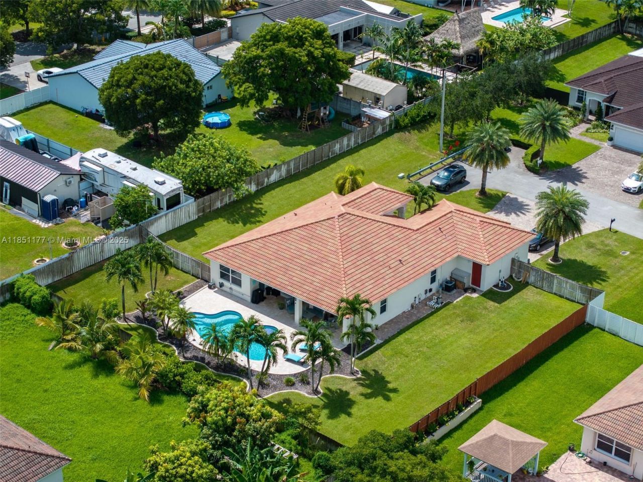 12801 SW 223rd St, Miami, FL 33170 Photo