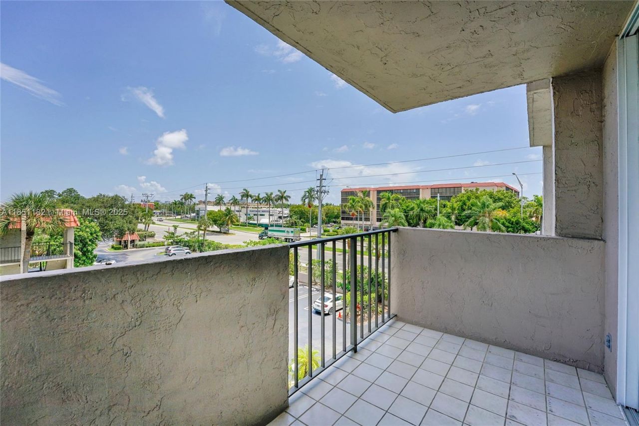 777 S Federal Hwy, Unit RP402, Pompano Beach, FL 33062 Photo