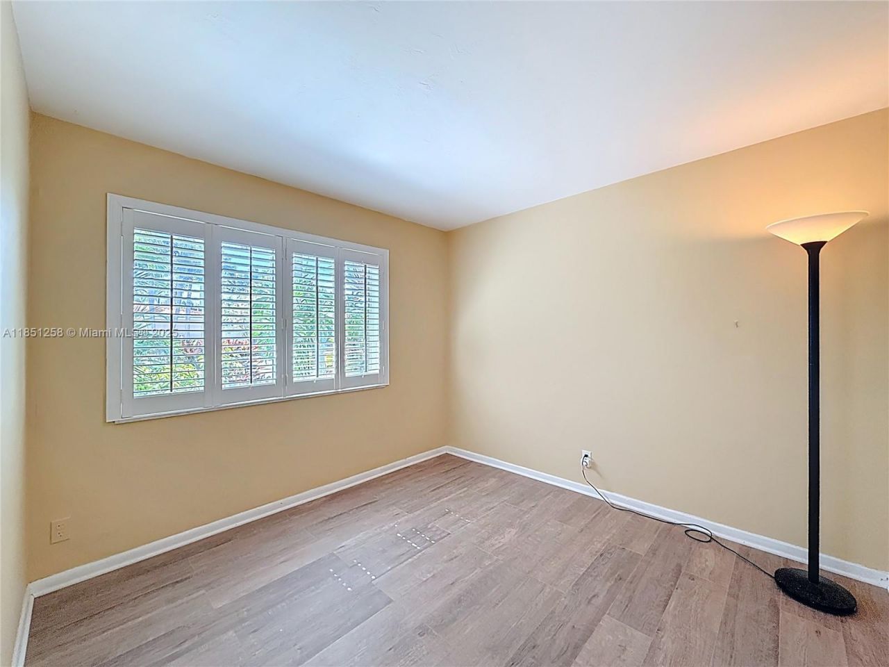 4911 NE 24th Ave, Lighthouse Point, FL 33064 Photo