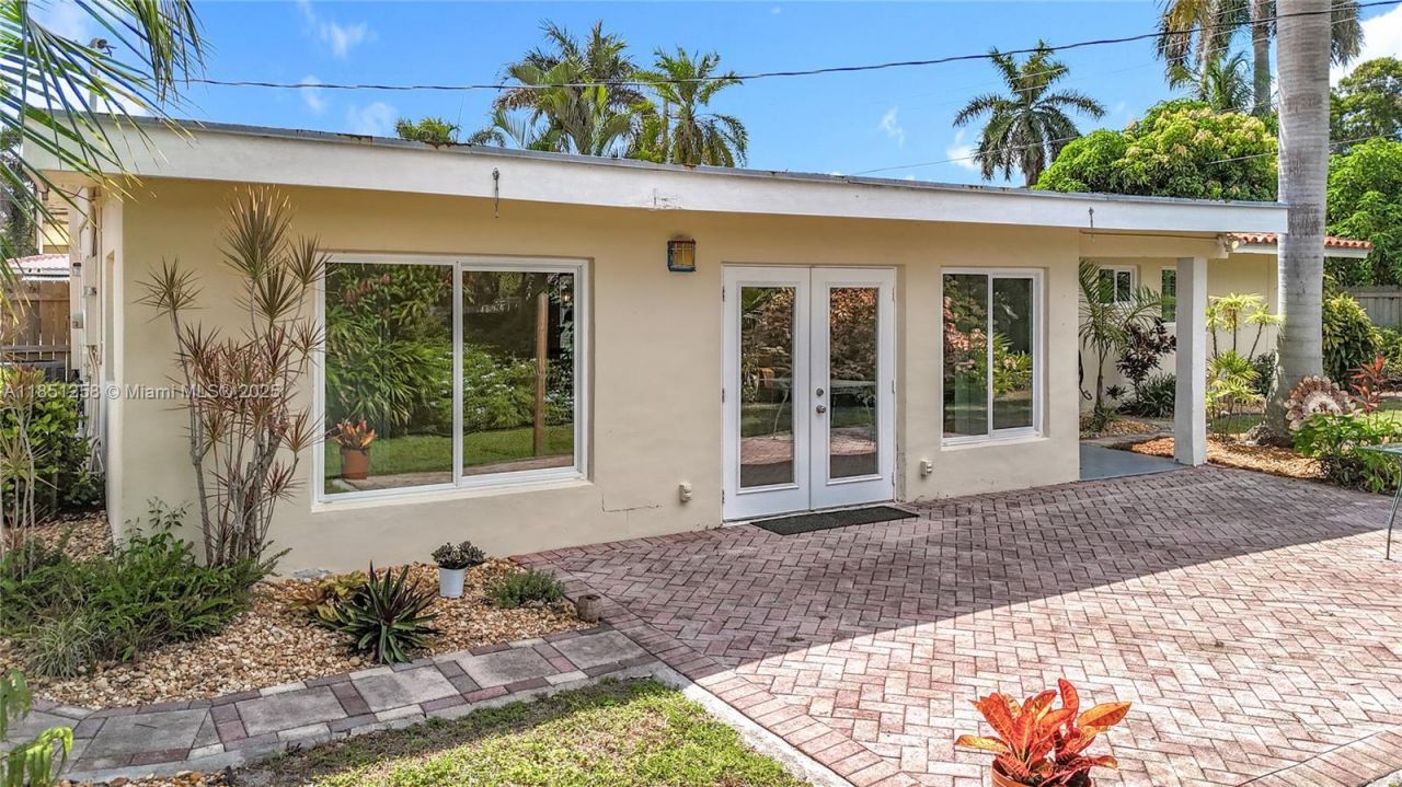 4911 NE 24th Ave, Lighthouse Point, FL 33064 Photo