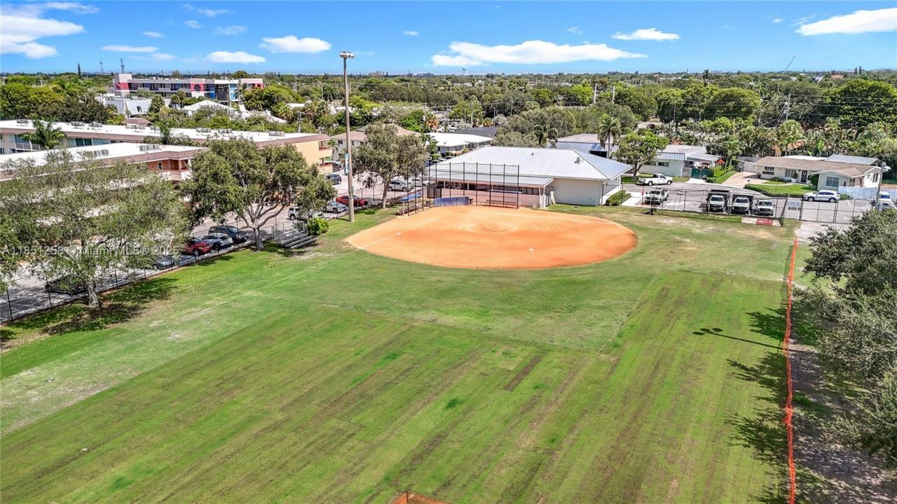 4911 NE 24th Ave, Lighthouse Point, FL 33064 Photo