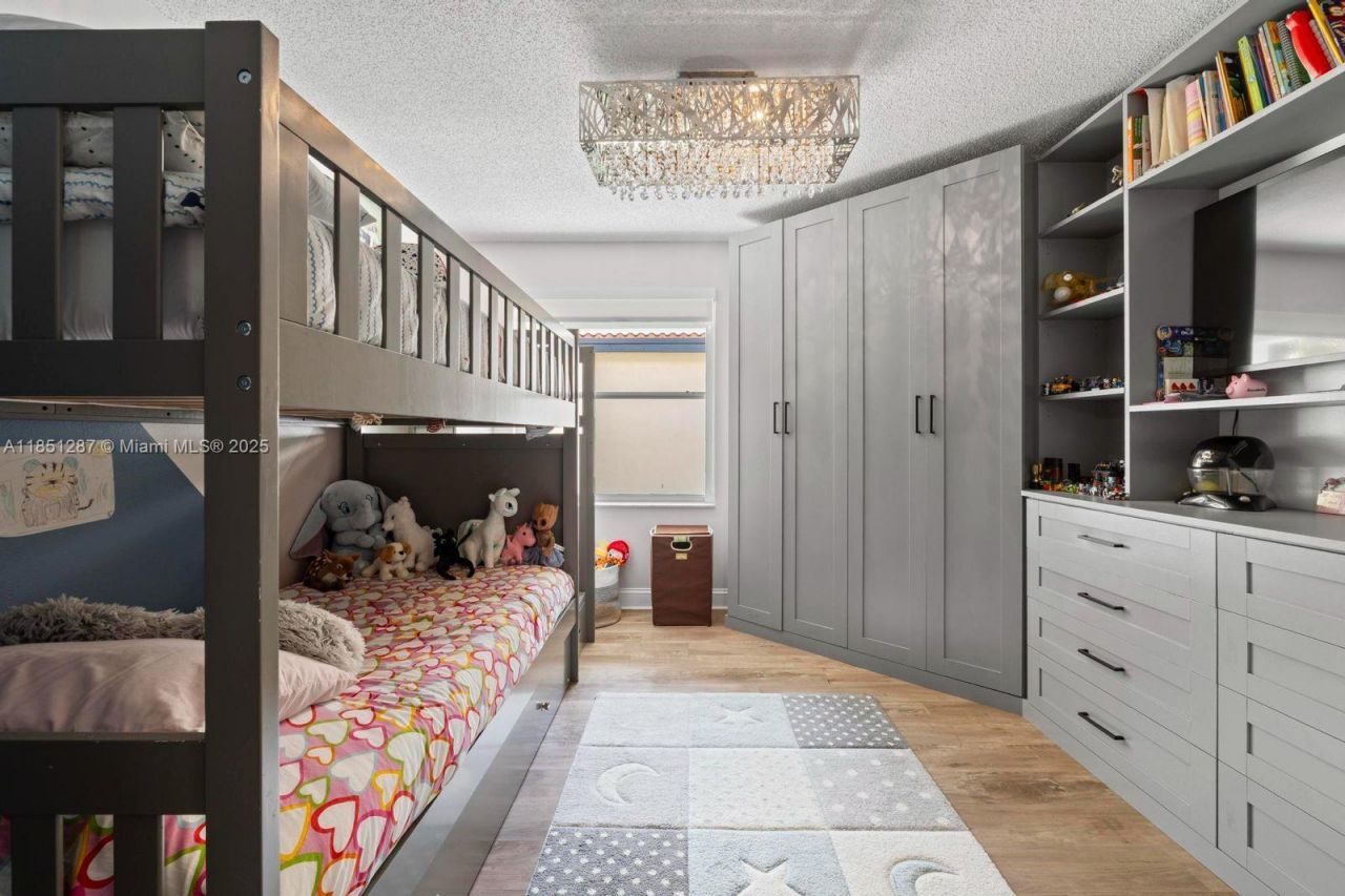 18266 NW 6th St, Pembroke Pines, FL 33029 Photo