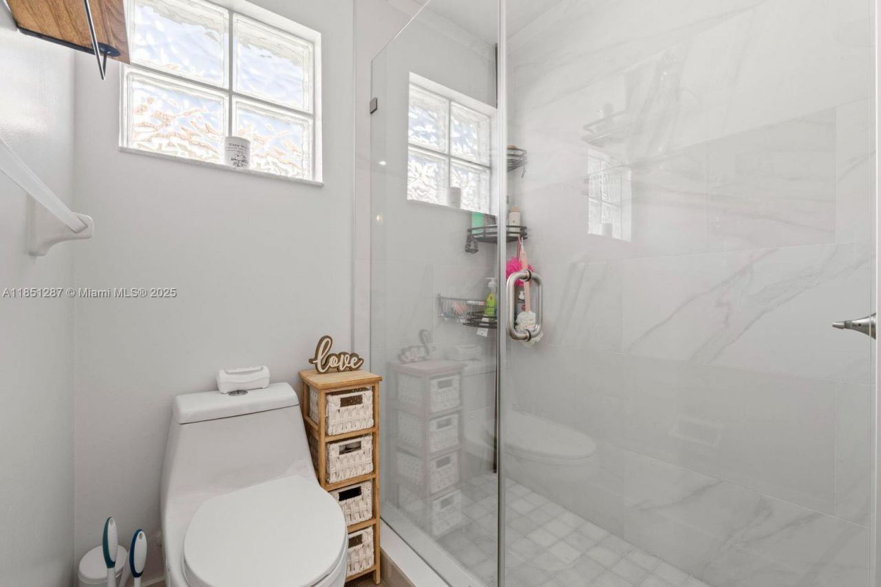 18266 NW 6th St, Pembroke Pines, FL 33029 Photo