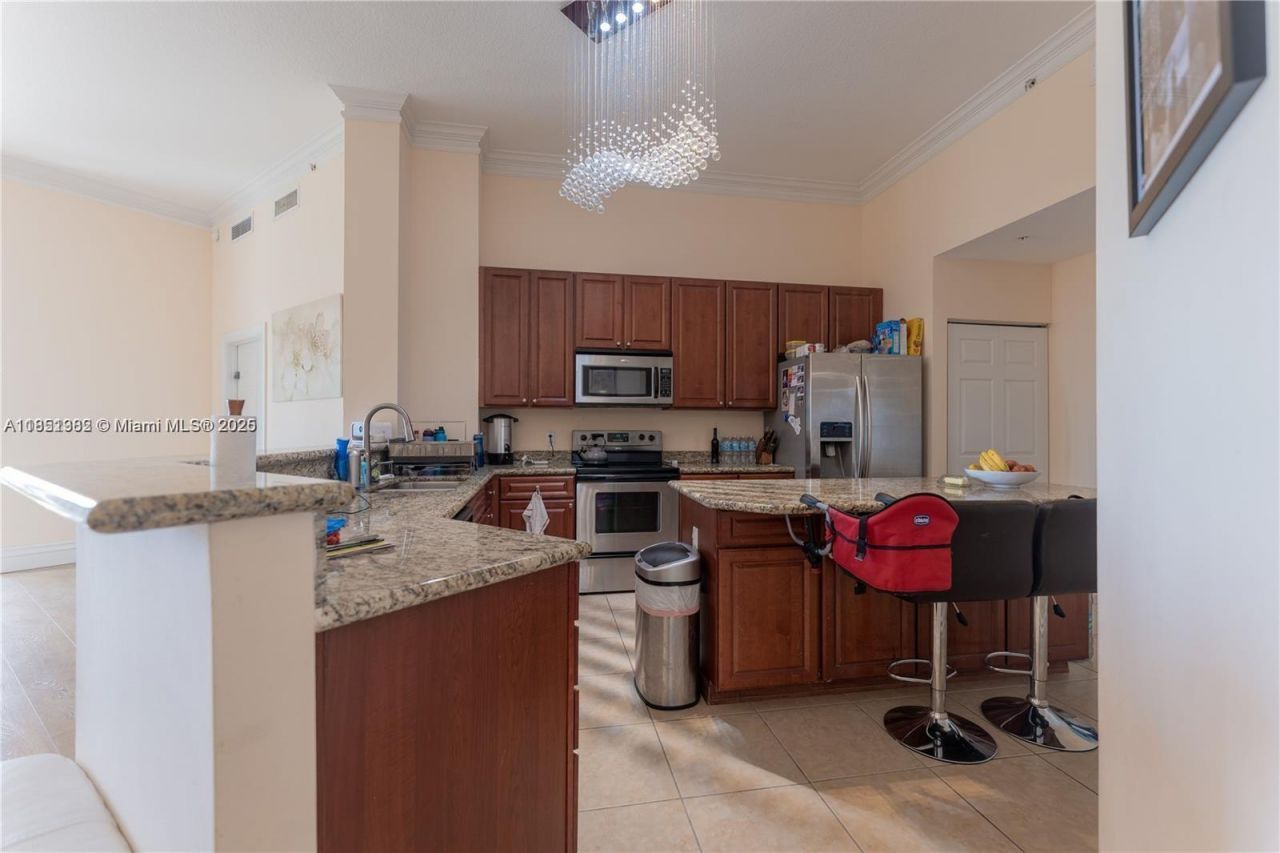 3001 NE 185th St, Unit 710, Aventura, FL 33180 Photo