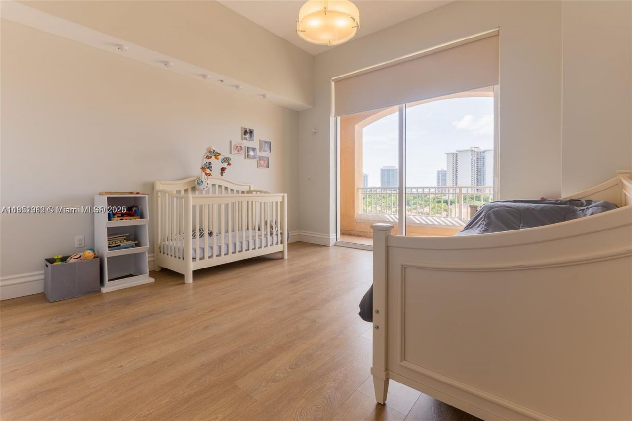 3001 NE 185th St, Unit 710, Aventura, FL 33180 Photo