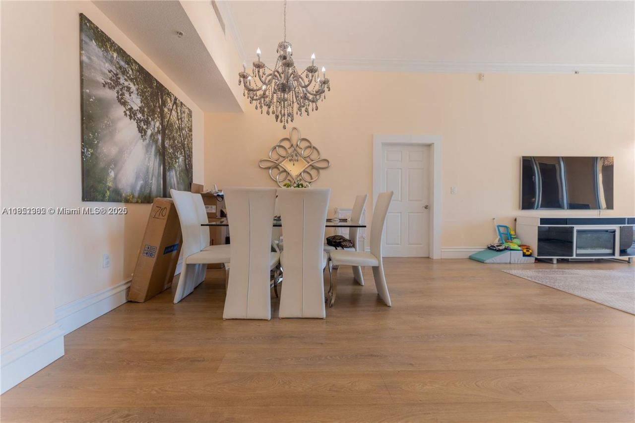 3001 NE 185th St, Unit 710, Aventura, FL 33180 Photo