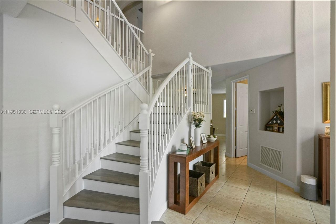 7714 SW 193rd St, Cutler Bay, FL 33157 Photo